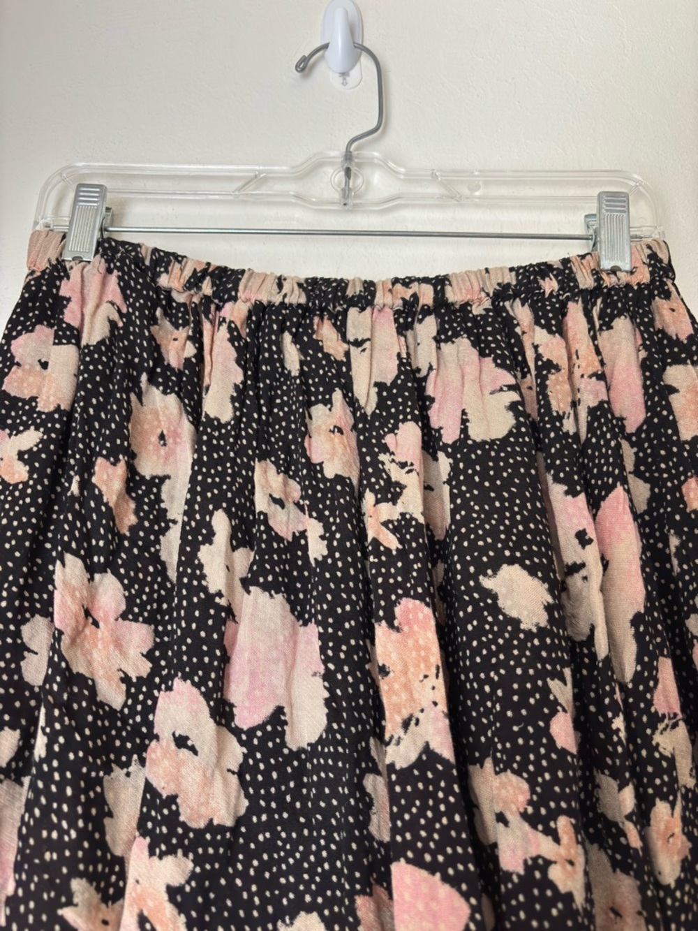 Kimchi Blue Floral Circle Skirt Size Small NEW Black Pink Lightweight Western - Picture 3 of 10